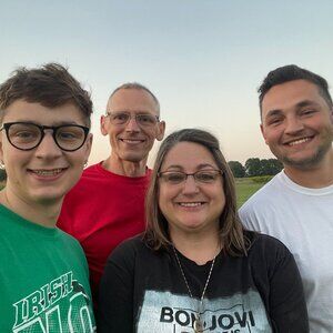 Meet your Posher, Annie